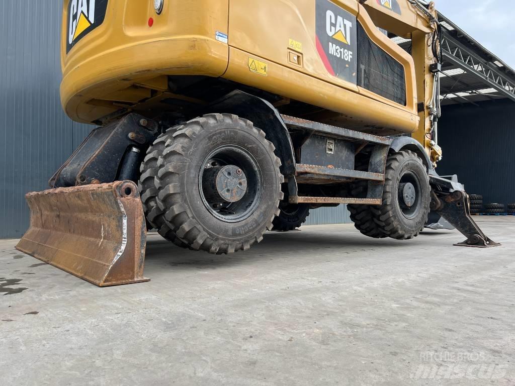 CAT M318F Escavatori gommati