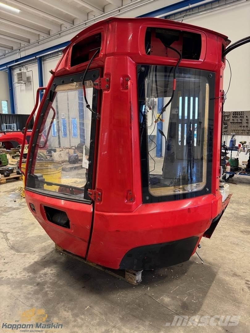 Komatsu 951 Cabine e interni