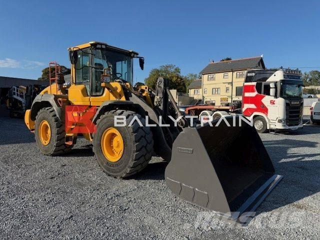 Volvo L 120 H Pale gommate