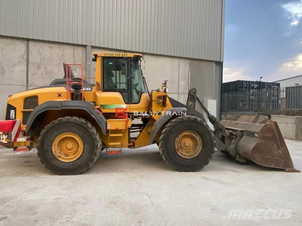 Volvo L 120 H Pale gommate