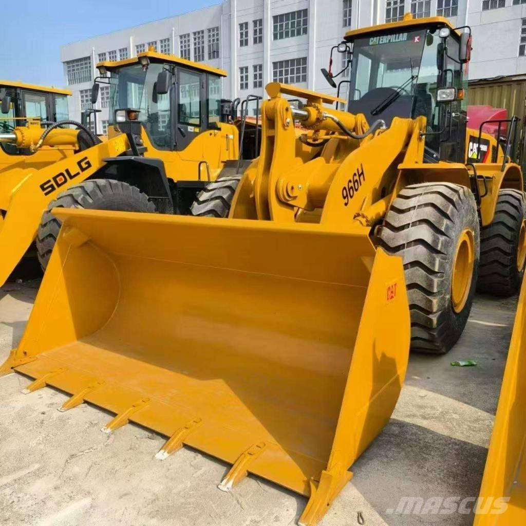 CAT 966 H Pale gommate