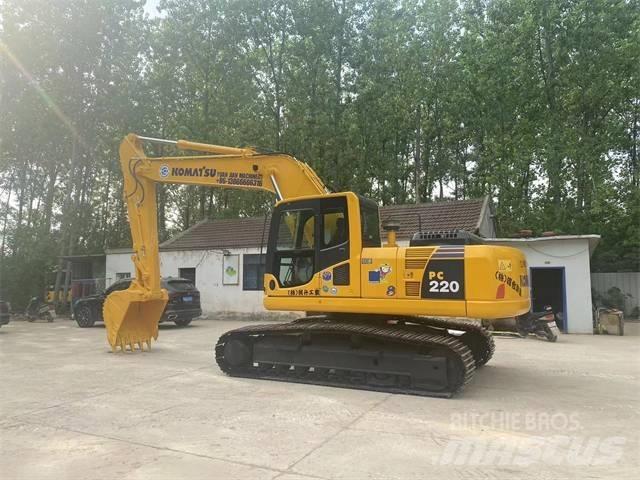 Komatsu PC 220-8 Escavatori cingolati