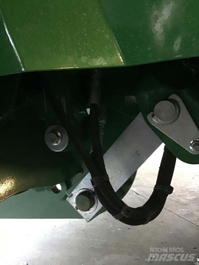 John Deere V461M Rotopresse
