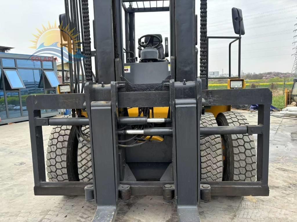 Komatsu FD 200 Carrelli elevatori diesel