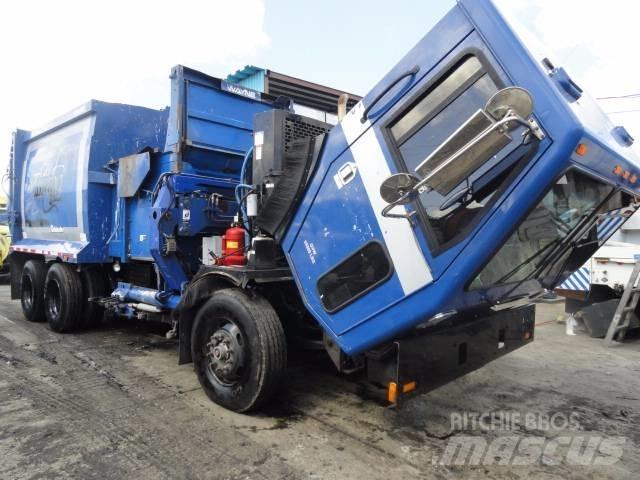 CCC LET Camion dei rifiuti