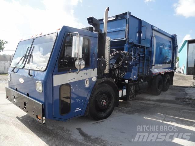 CCC LET Camion dei rifiuti