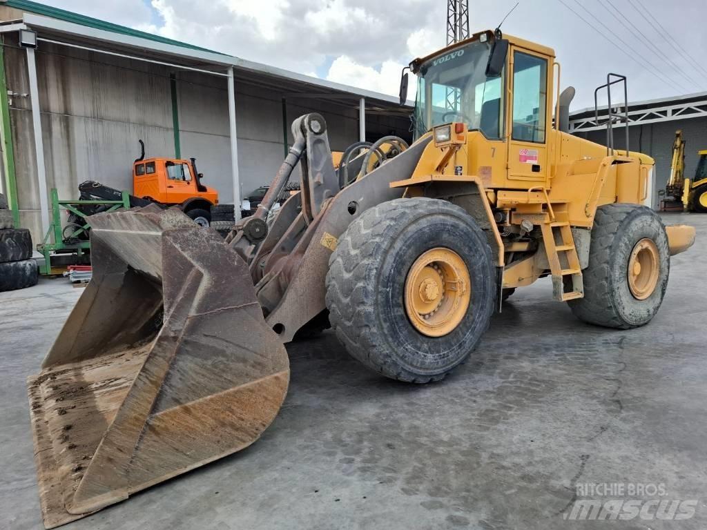 Volvo L 180 E Pale gommate