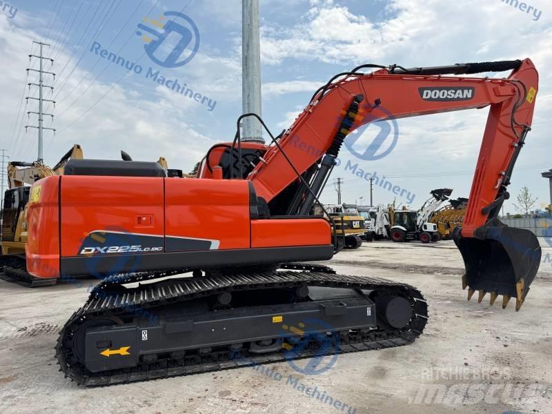 Doosan DX 225 LC-9C Escavatori cingolati