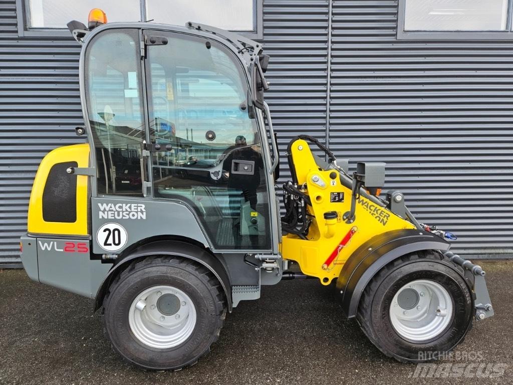 Wacker Neuson WL 25 Pale gommate