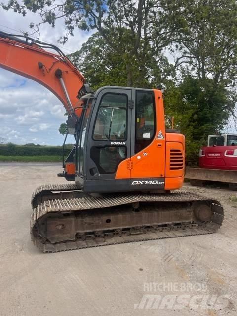 Doosan DX 140 LCR-5 Escavatori cingolati