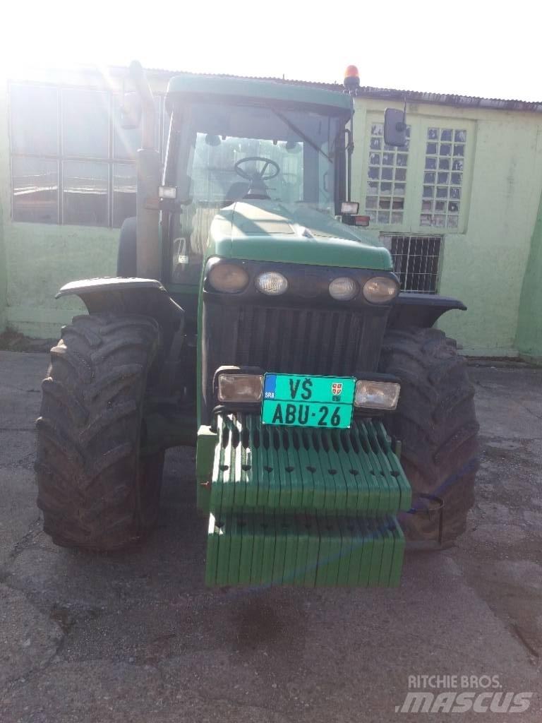 John Deere 8320 Trattori