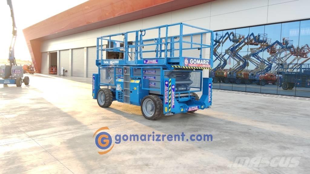 Genie GS 4390 Piattaforme a pantografo