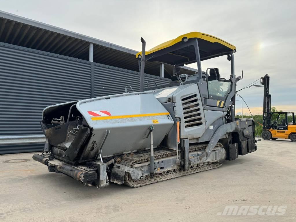 Vögele SUPER 1900-3I Finitrici