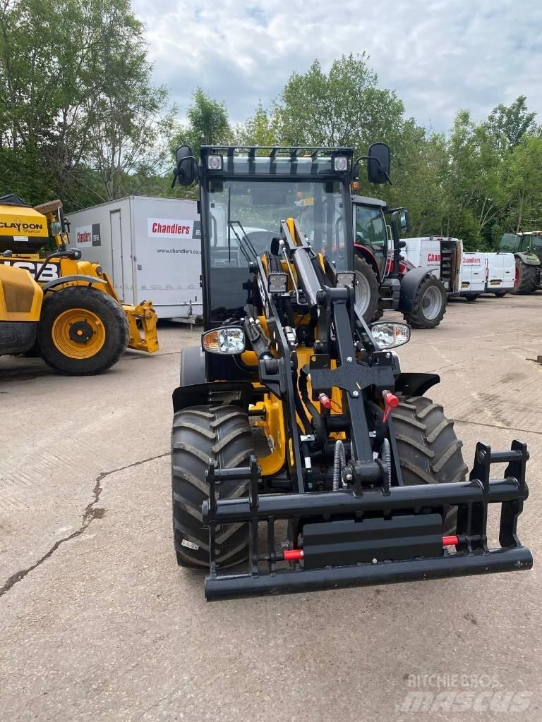 JCB 403 PLUS Sollevatori telescopici per agricoltura