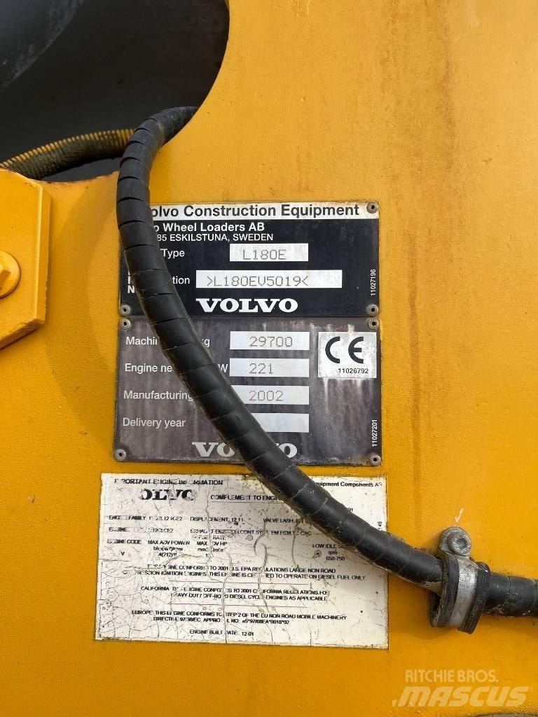 Volvo L 180 E Pale gommate