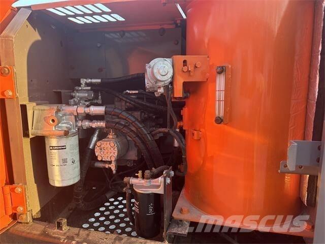 Hitachi ZX120 Escavatori cingolati