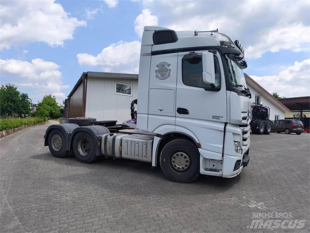 Mercedes-Benz 2653 Camion altro