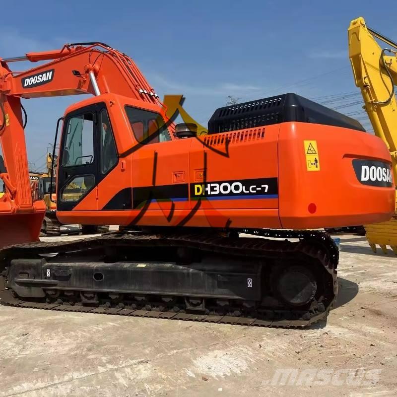 Doosan DH 300 LC-7 Escavatori cingolati