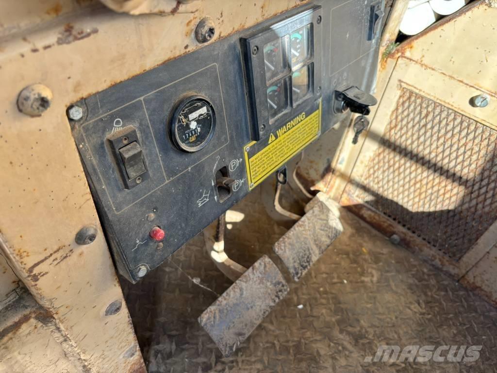 CAT D 5 C Dozer cingolati