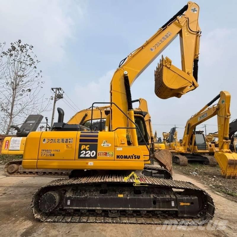 Komatsu PC 220-8 Escavatori cingolati