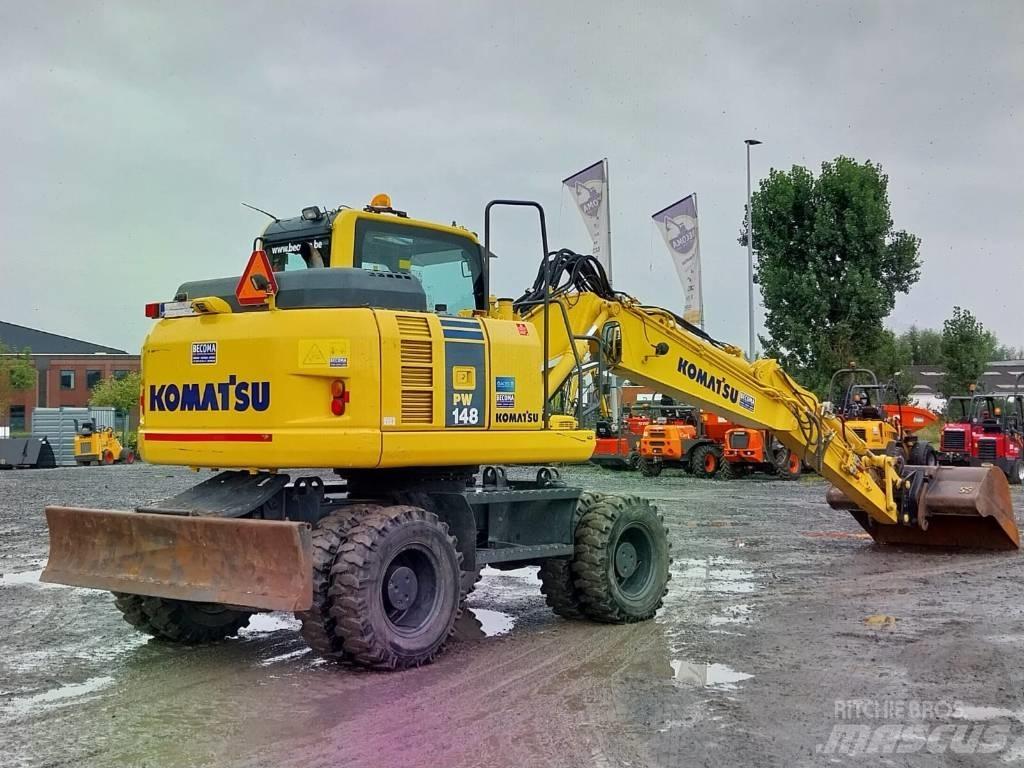 Komatsu PW148-8 Escavatori gommati