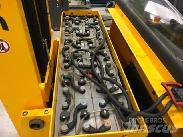 Jungheinrich ETV 214 Carrello retrattile