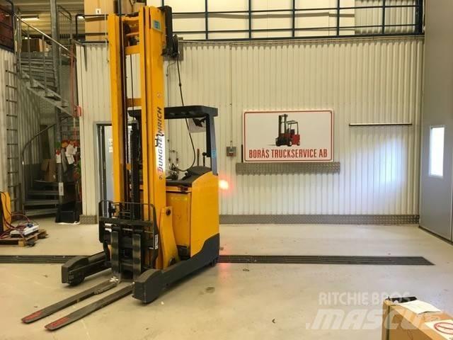 Jungheinrich ETV 214 Carrello retrattile