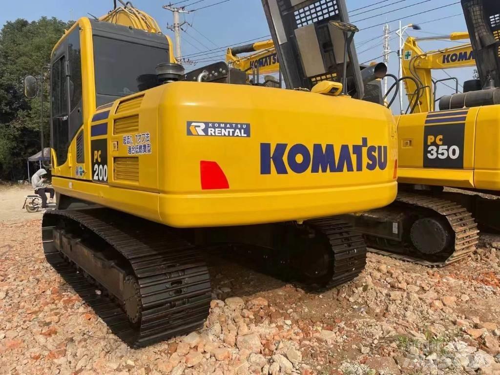 Komatsu PC200 Escavatori cingolati