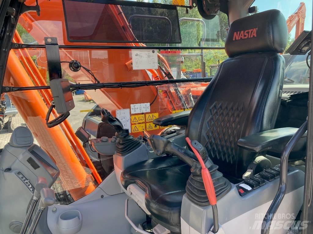 Hitachi ZX 210 LC-6 Escavatori cingolati