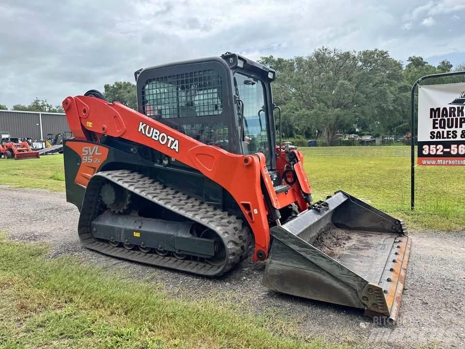 Kubota SVL 95-2 S Mini Pale Gommate