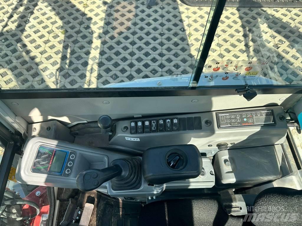 Takeuchi TB325R V1 Miniescavatori