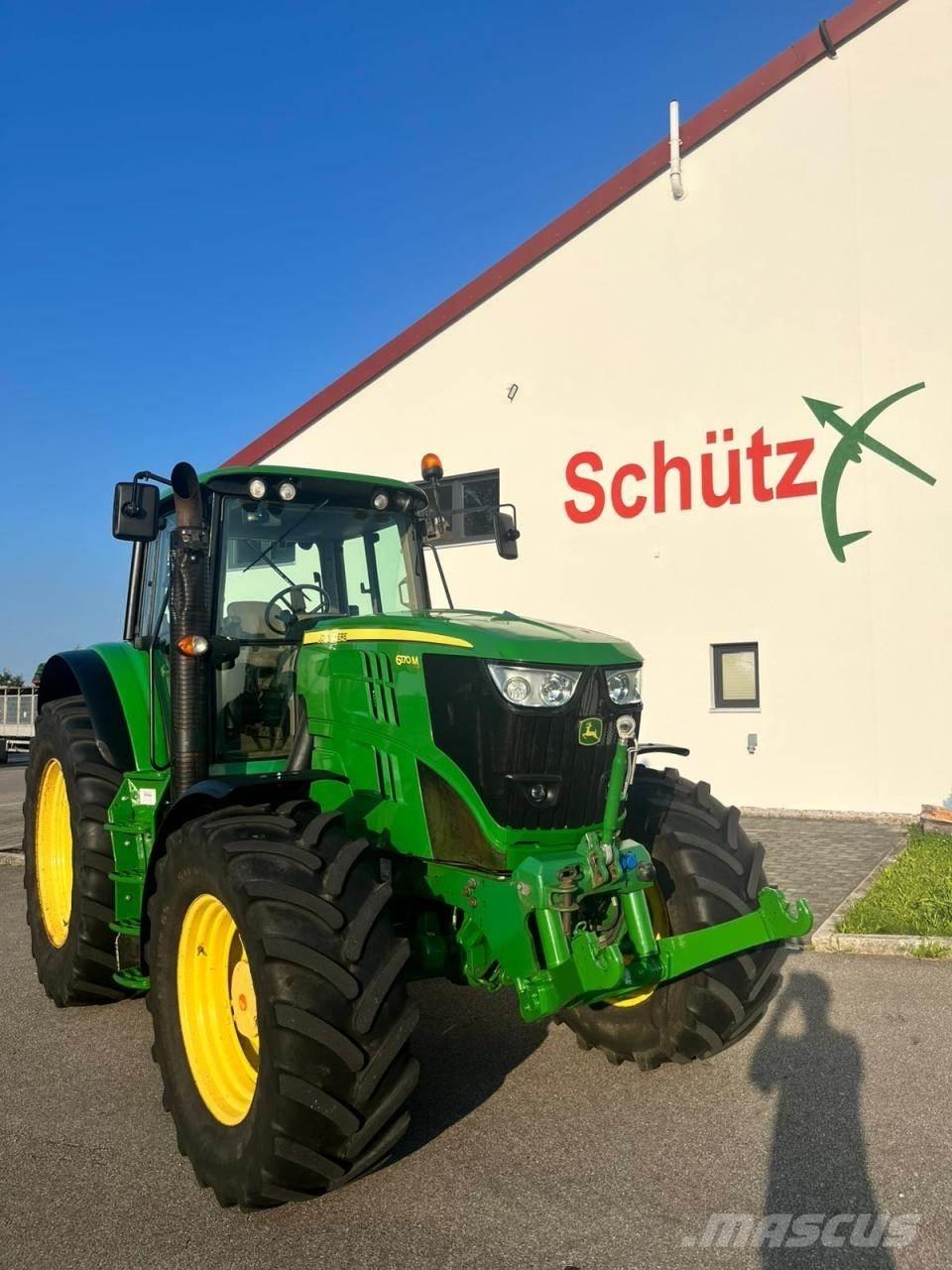 John Deere 6170M Trattori