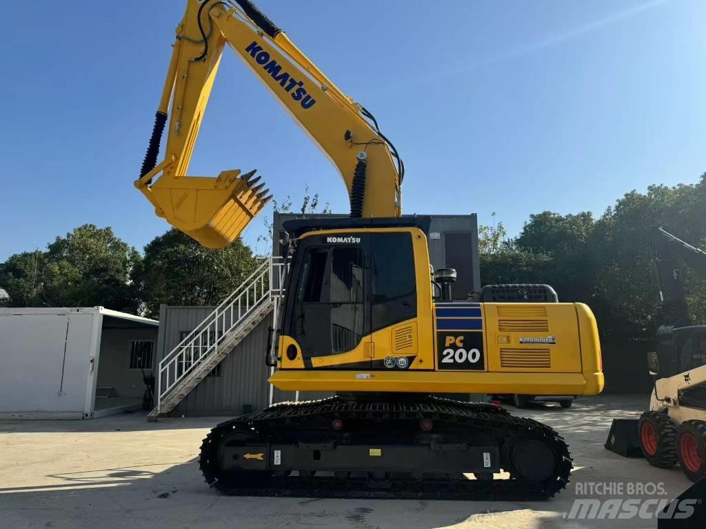 Komatsu PC 200-8 Escavatori cingolati