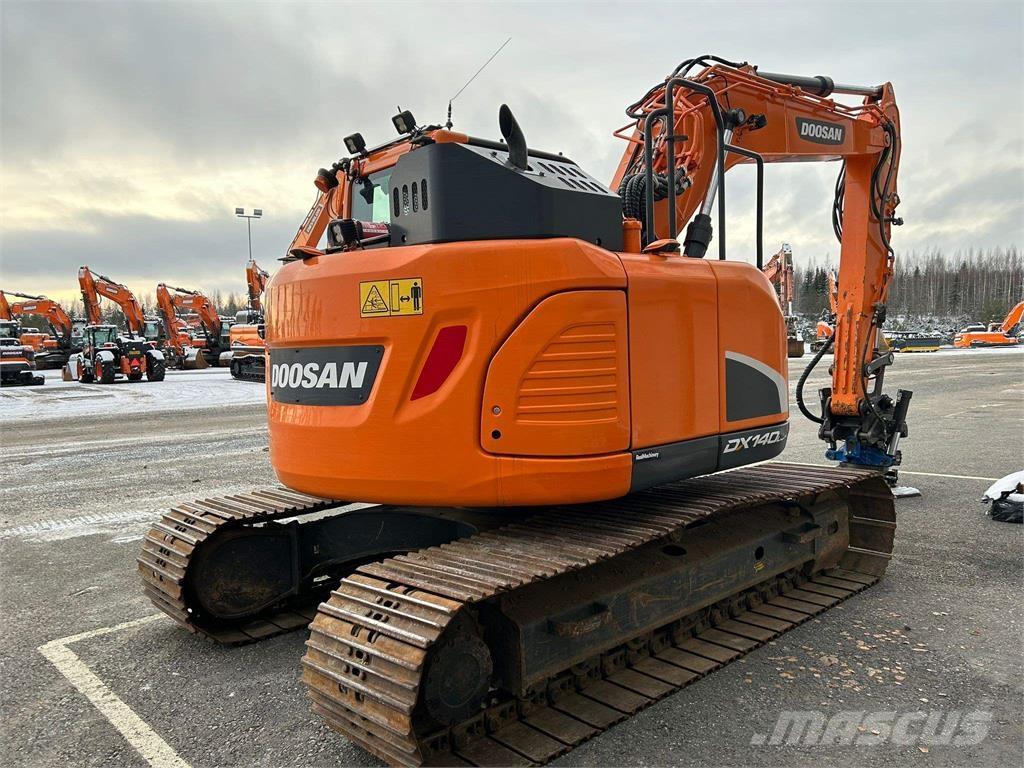 Doosan DX140LCR-5 Escavatori cingolati