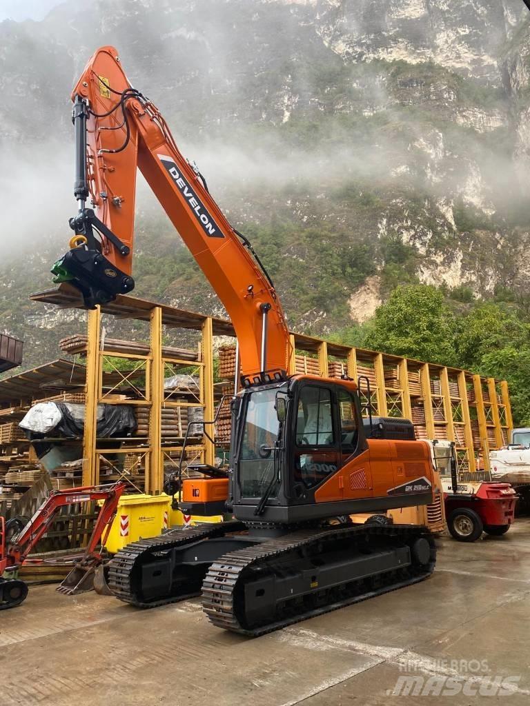 Develon DX 210 NLC-7 Escavatori cingolati
