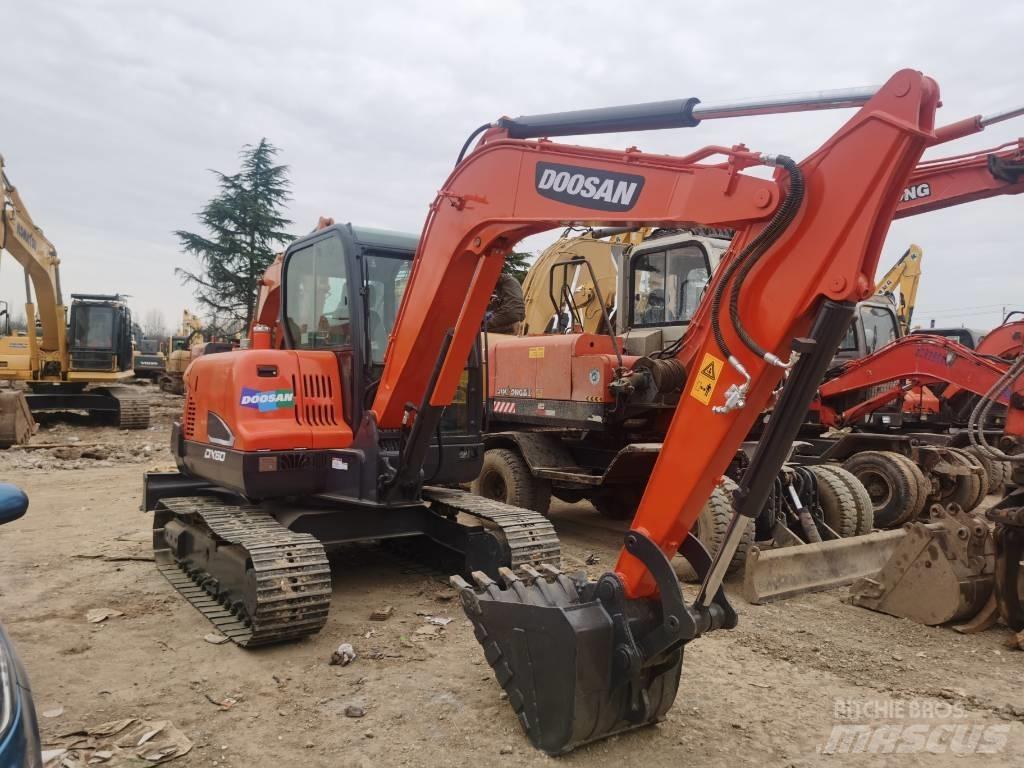 Doosan DX 60 Miniescavatori