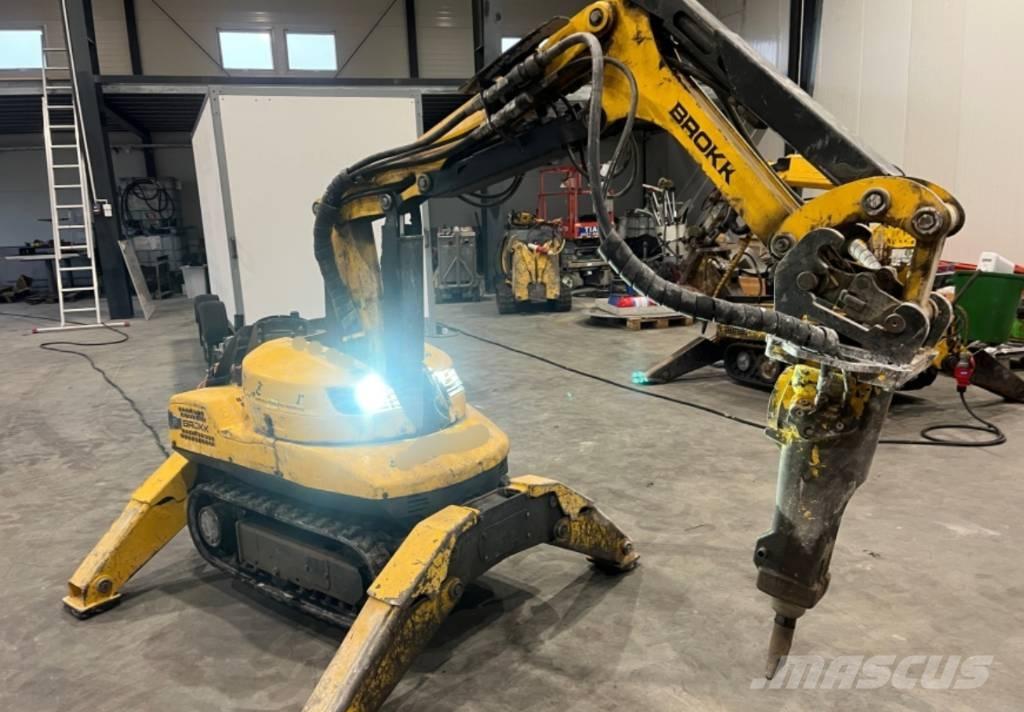 Brokk 110 Escavatori da demolizione