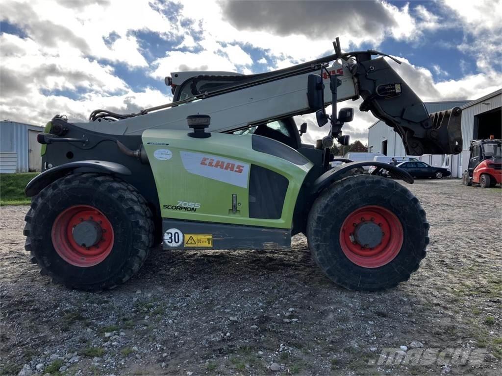 CLAAS 7055 Sollevatori telescopici per agricoltura