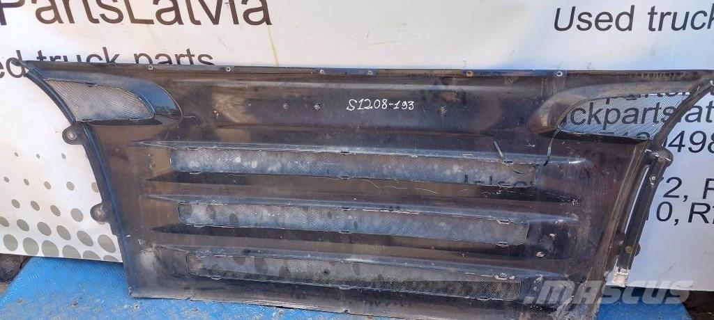 Scania 94 D.   1880736 Cabine e interni