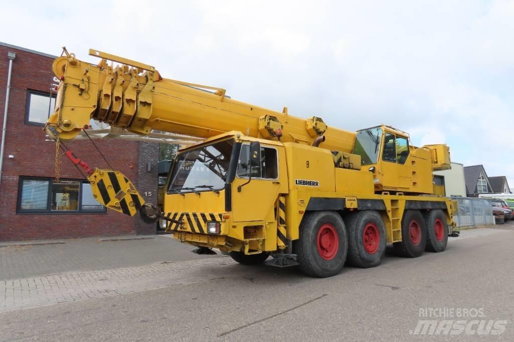 Liebherr LTM 1070-1 Gru per tutti i terreni