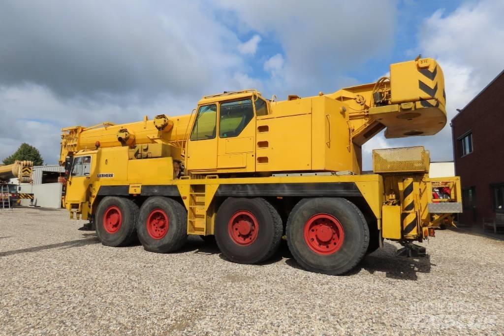 Liebherr LTM 1070-1 Gru per tutti i terreni