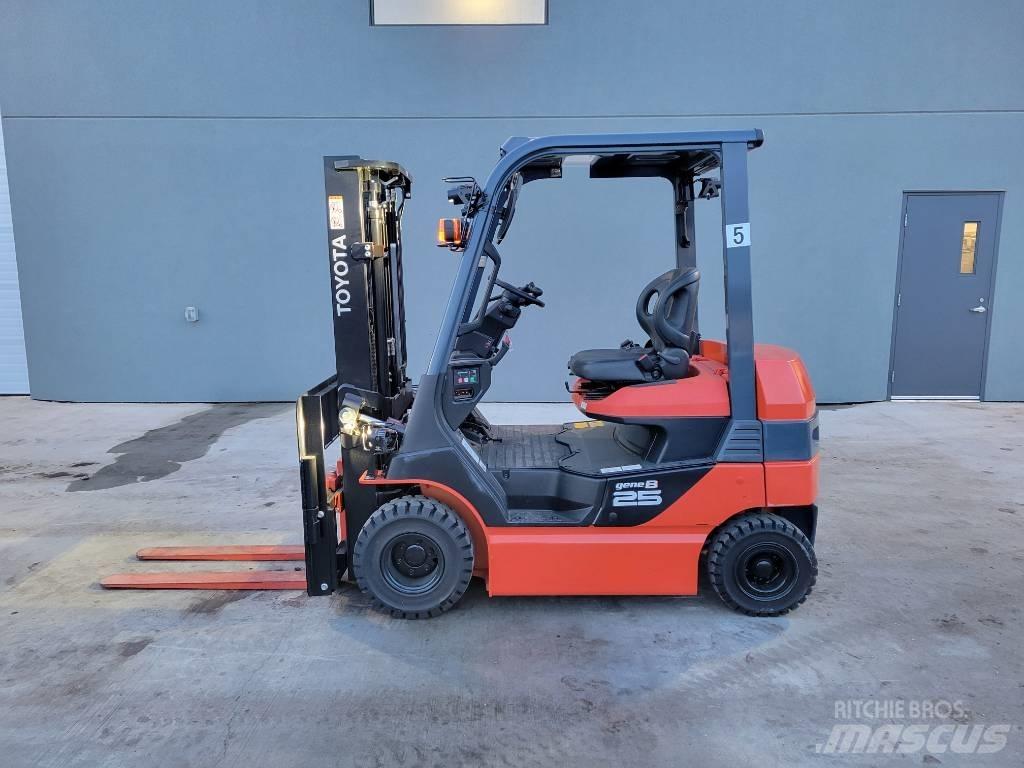 Toyota 8FB25 Carrelli elevatori elettrici
