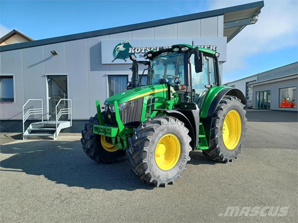 John Deere 6110M Trattori