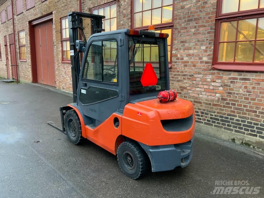 Toyota 02-8 FD F 30 Carrelli elevatori diesel