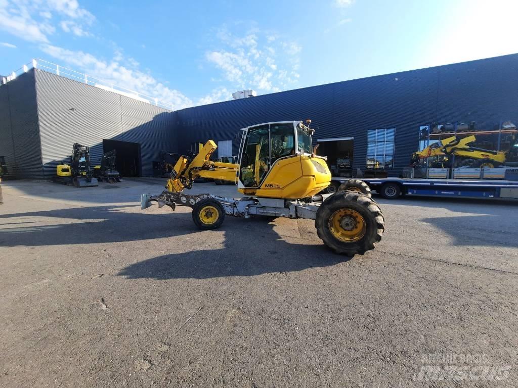 Menzi Muck M525 Escavatori gommati
