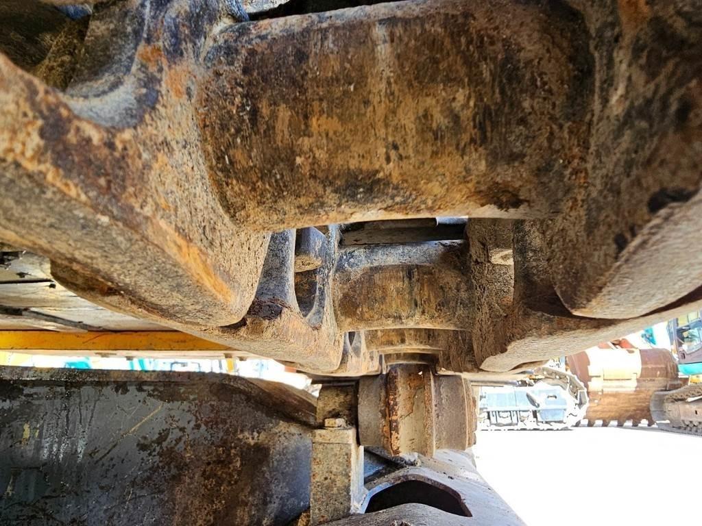 JCB JS220 LR Escavatori cingolati