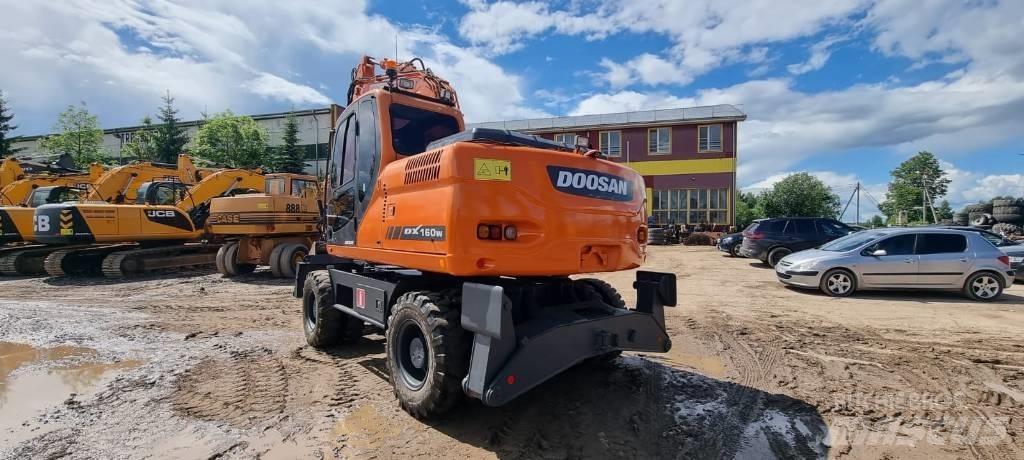 Doosan DX 160 W Escavatori gommati