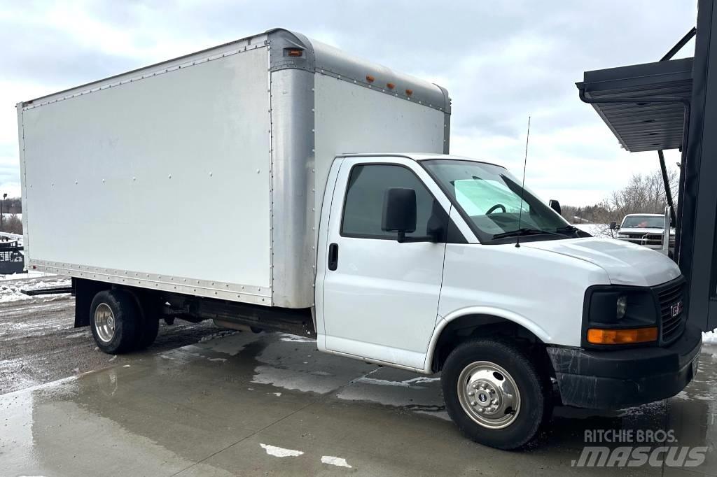 GMC Savana G3500 Camion cassonati