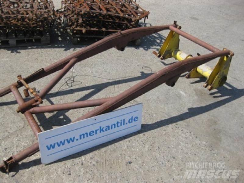  Frontlader RS09 Pale frontali e scavatori