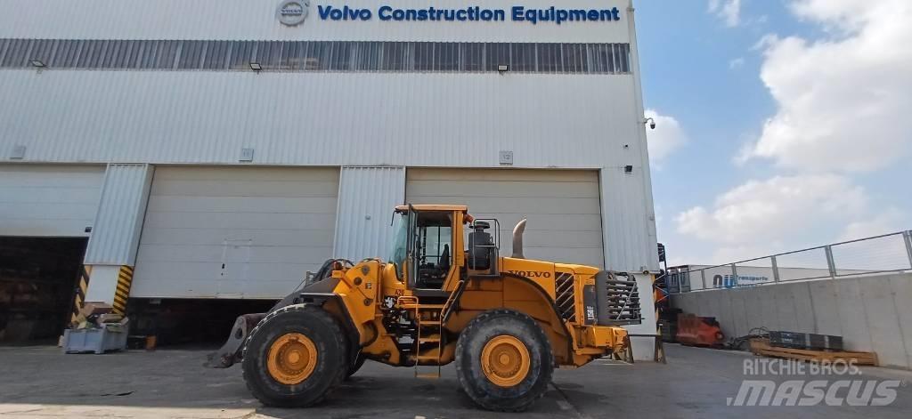 Volvo L 150 F Pale gommate